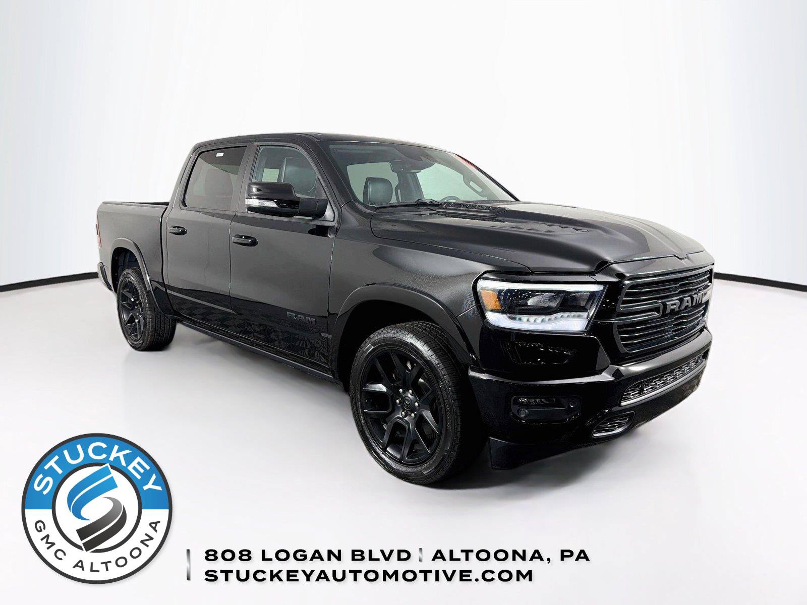 Used 2021 RAM 1500 Laramie w/ Night Edition AWD/4WD image 1
