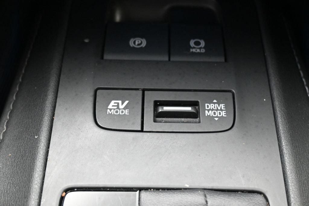 Certified 2021 Toyota Venza Limited w/ Advanced Technology Package AWD/4WD image 26