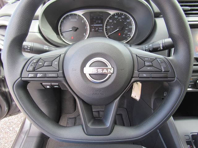 Used 2025 Nissan Versa S w/ S Plus Package image 24