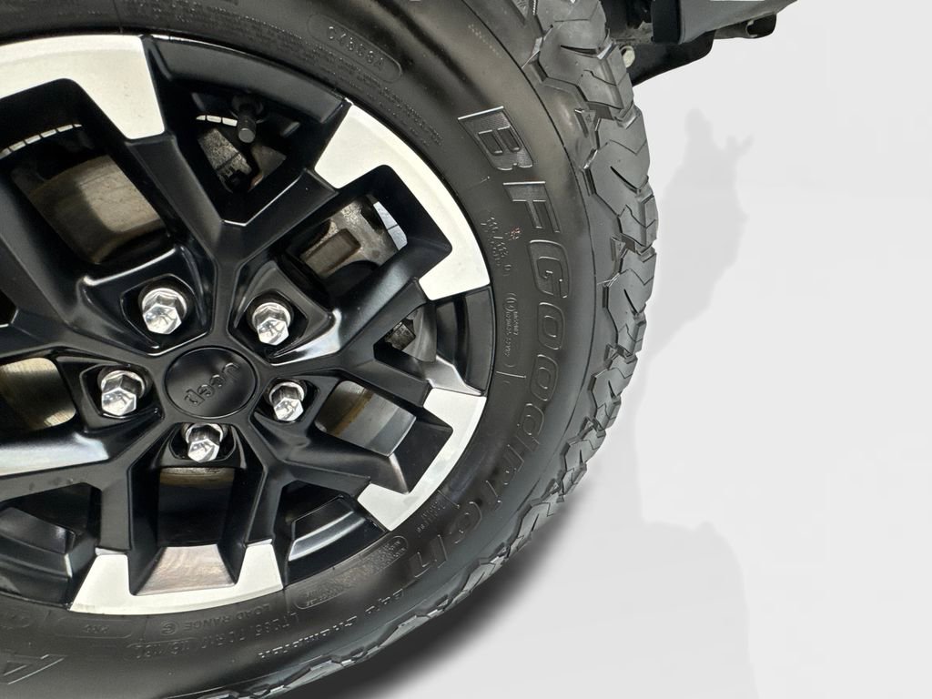 Used 2023 Jeep Wrangler Sport AWD/4WD image 82