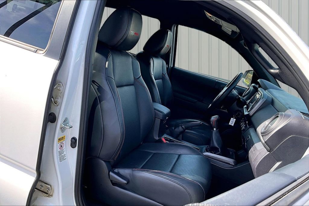 Used 2017 Toyota Tacoma TRD Pro image 17