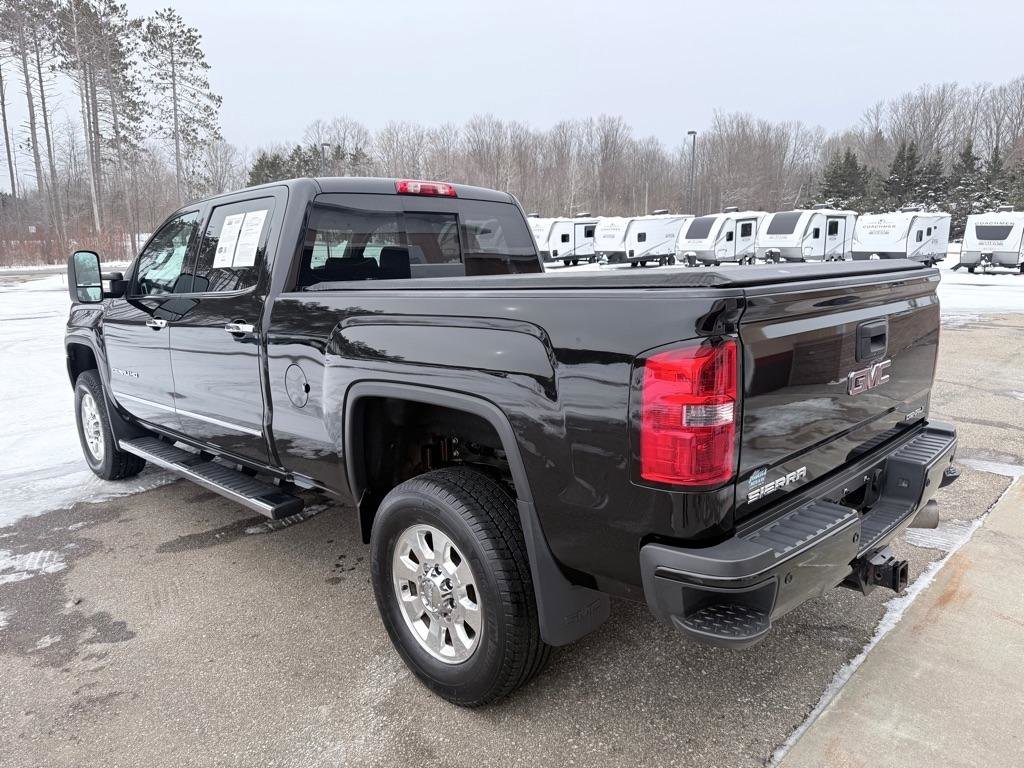 Used 2015 GMC Sierra 3500 Denali w/ Duramax Plus Package image 6