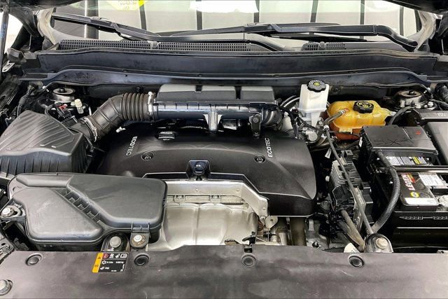 Used 2017 Buick Envision Essence image 9