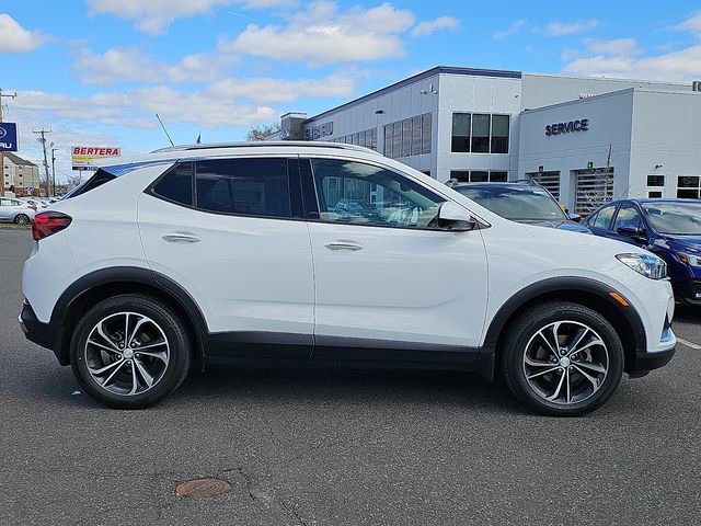 Used 2022 Buick Encore GX Essence w/ Advanced Technology Package image 7