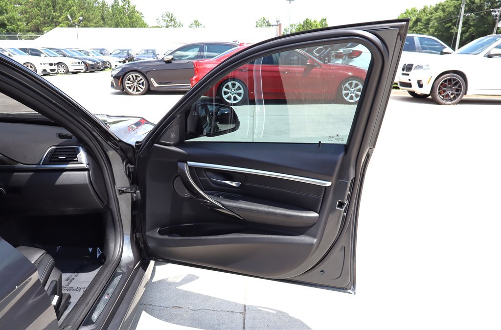 Used 2018 BMW 340i Sedan RWD image 37