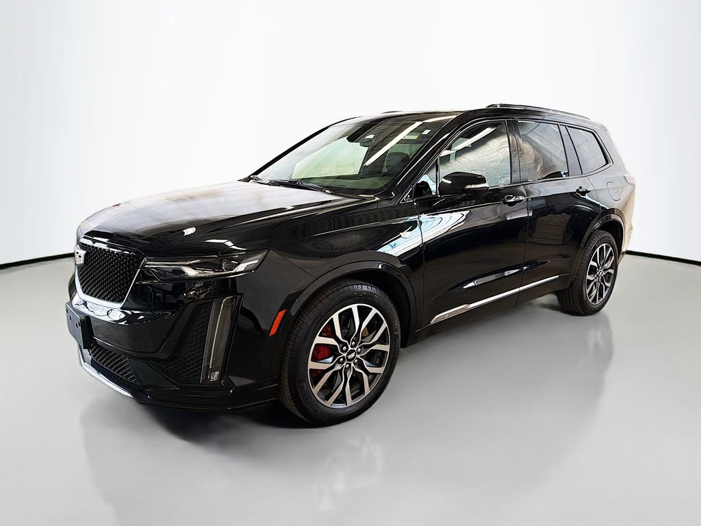 Used 2025 Cadillac XT6 Sport image 3