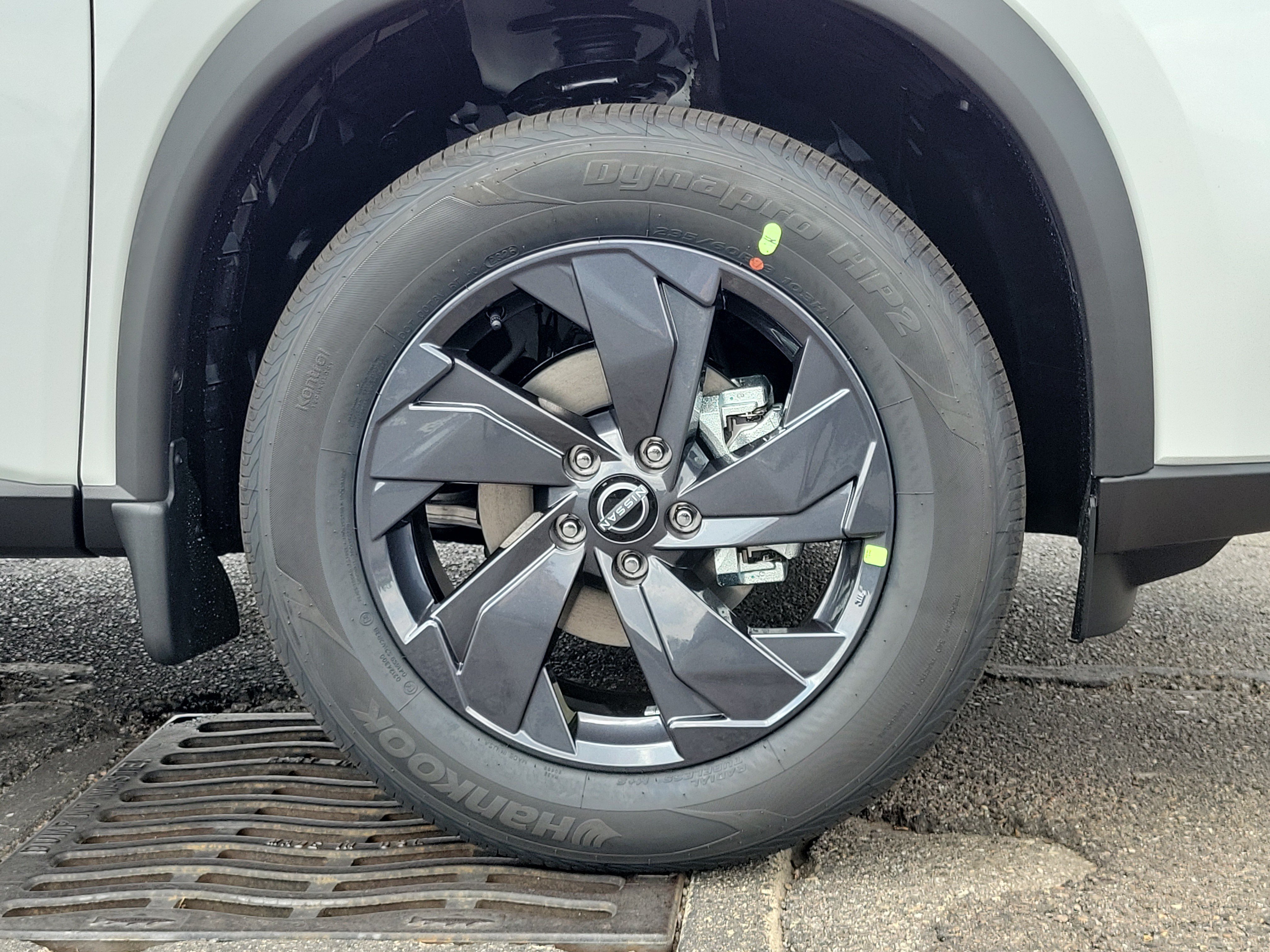 New 2026 Nissan Rogue SV w/ Cold Weather Package AWD/4WD image 5