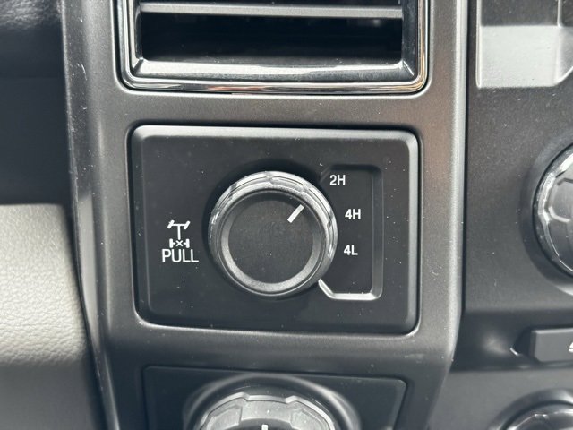 Used 2018 Ford F150 XLT w/ Equipment Group 302A Luxury image 15