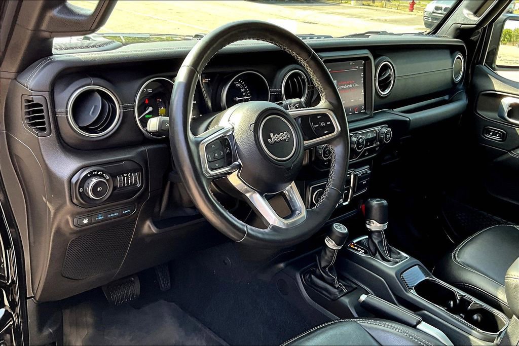 Used 2021 Jeep Wrangler Unlimited Sahara w/ Cold Weather Group image 13