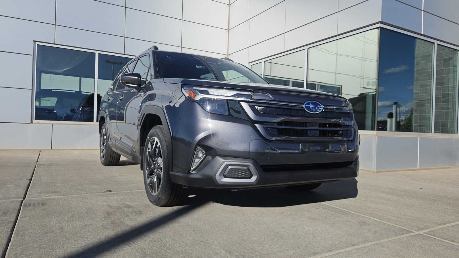 New 2025 Subaru Forester Limited image 4