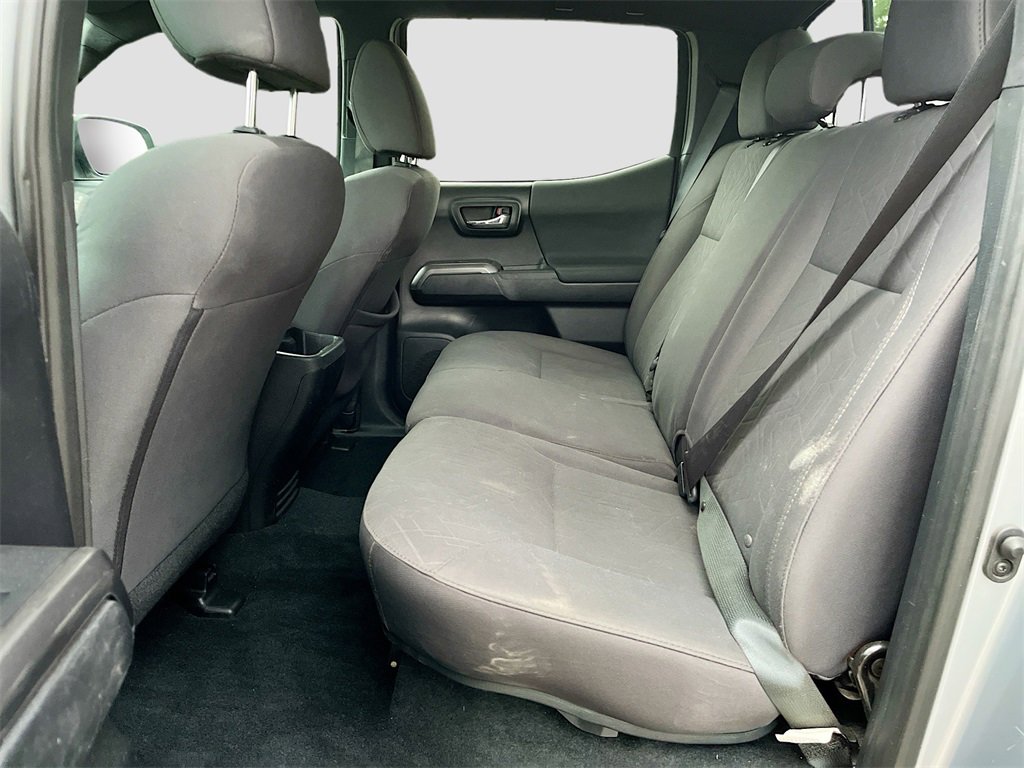 Used 2019 Toyota Tacoma w/ TRD Off-Road Package image 23
