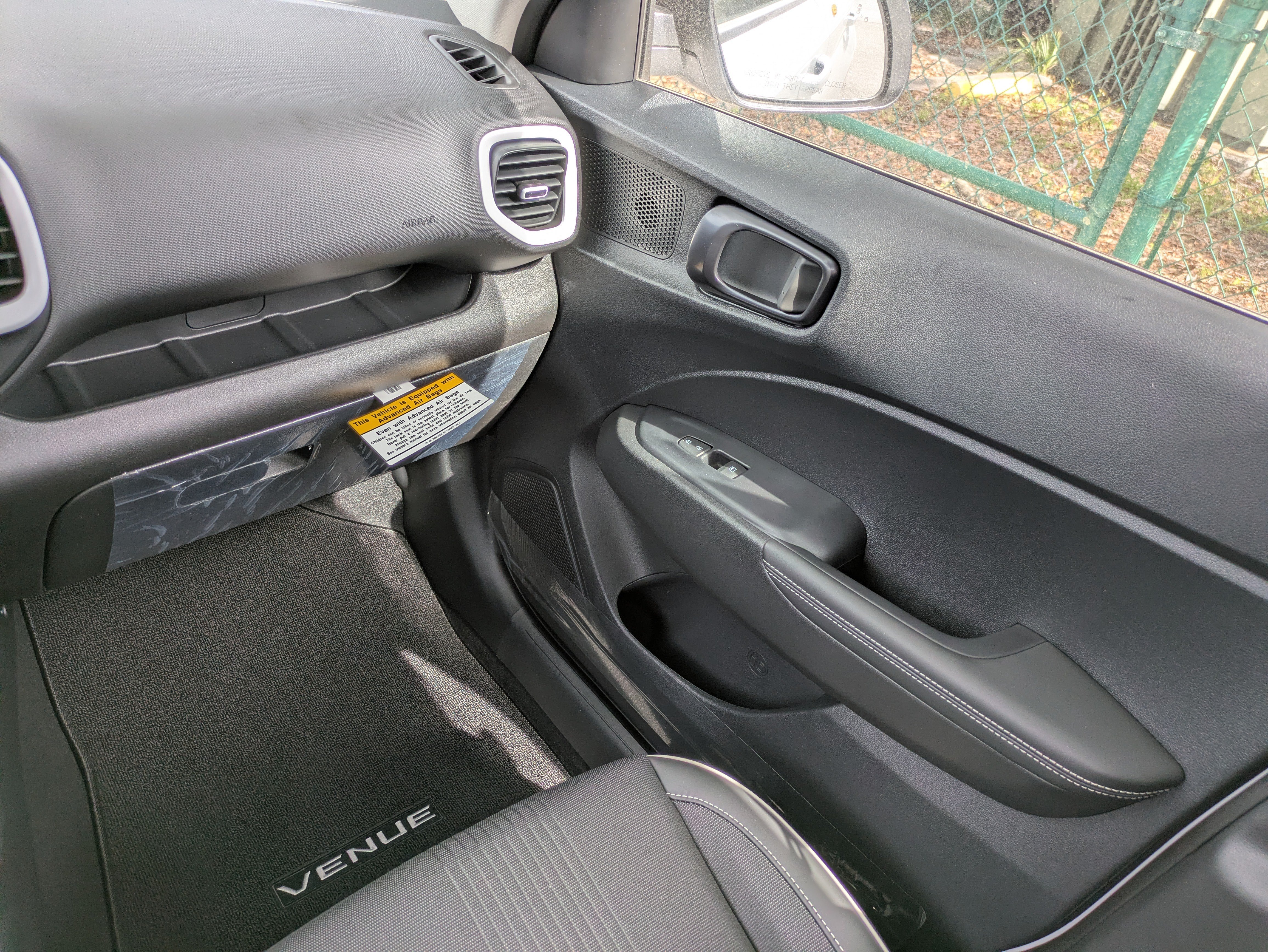 New 2026 Hyundai Venue SEL FWD image 15