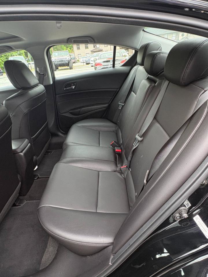 Used 2018 Acura ILX w/ Special Edition Package FWD image 9