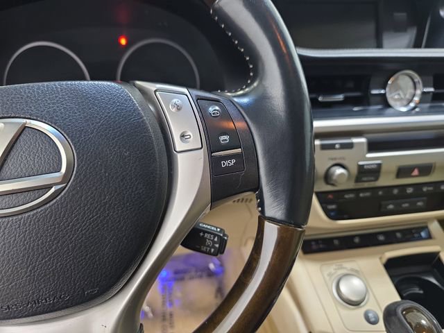 Used 2013 Lexus ES 350 w/ Luxury Pkg image 18