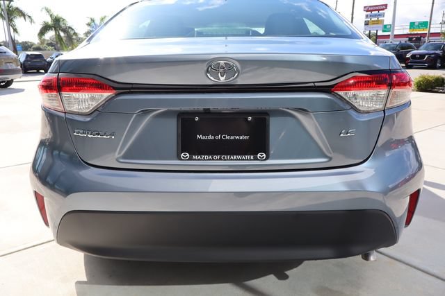 Used 2025 Toyota Corolla LE FWD image 5