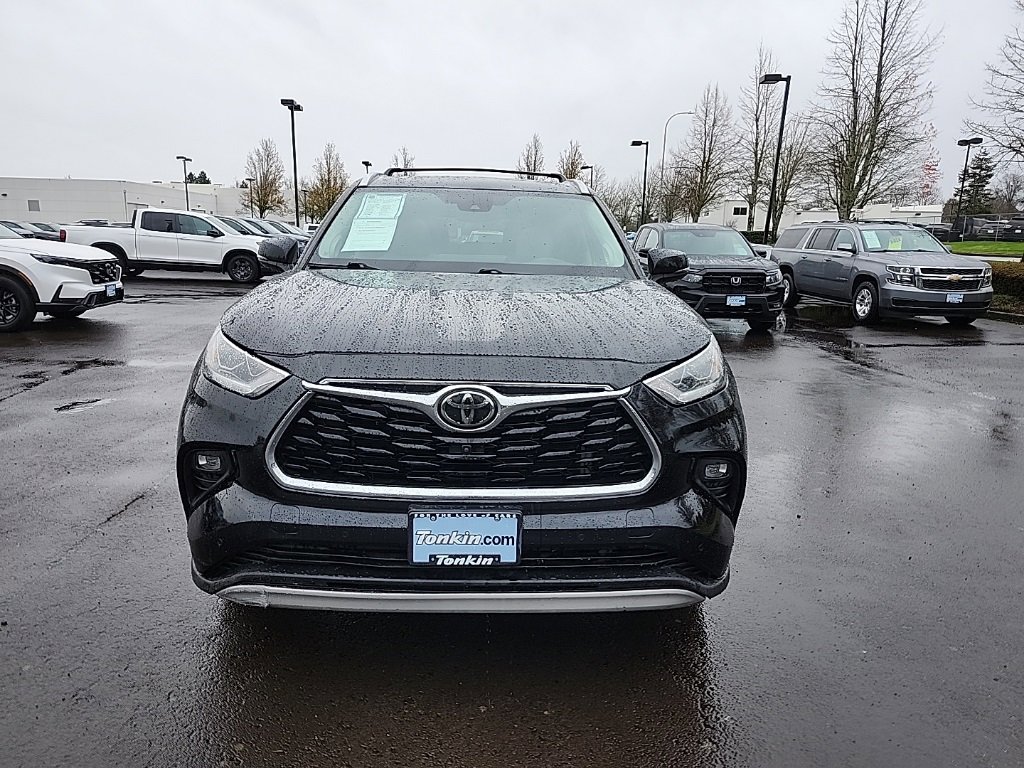 Used 2021 Toyota Highlander Platinum image 30