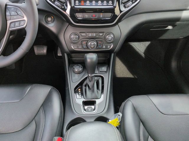 Used 2022 Jeep Cherokee Limited image 22