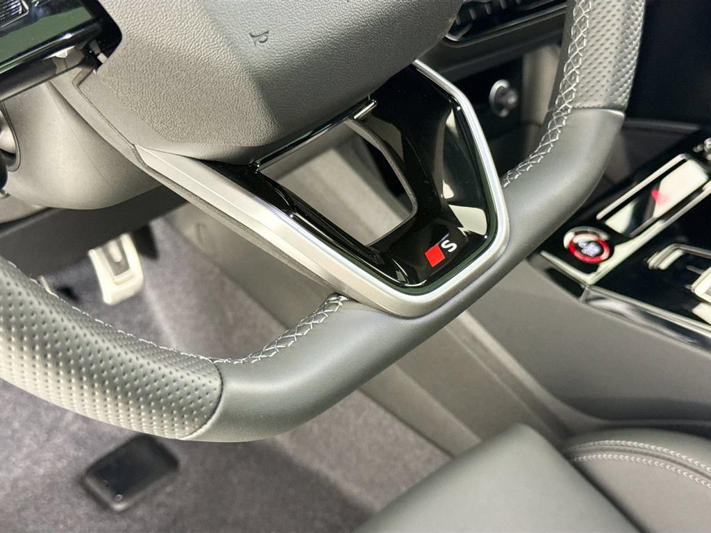 New 2027 Audi SQ6 e-tron Premium Plus AWD/4WD image 18