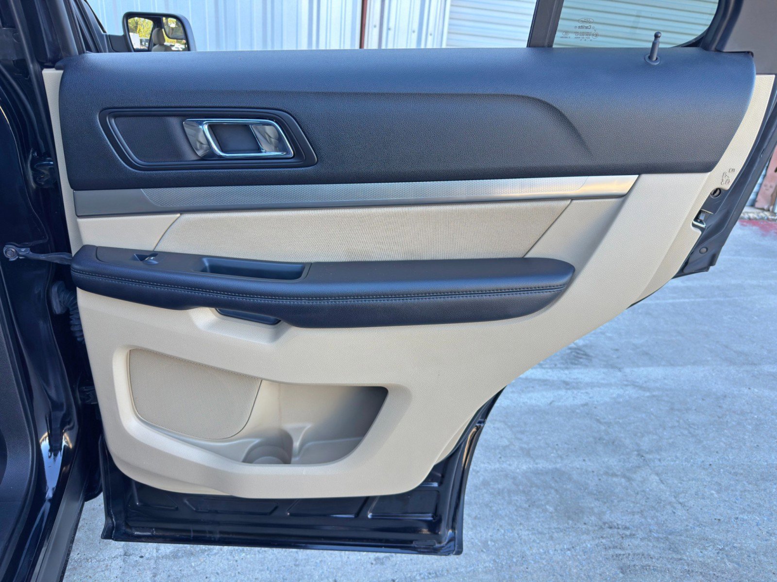 Used 2017 Ford Explorer FWD image 37