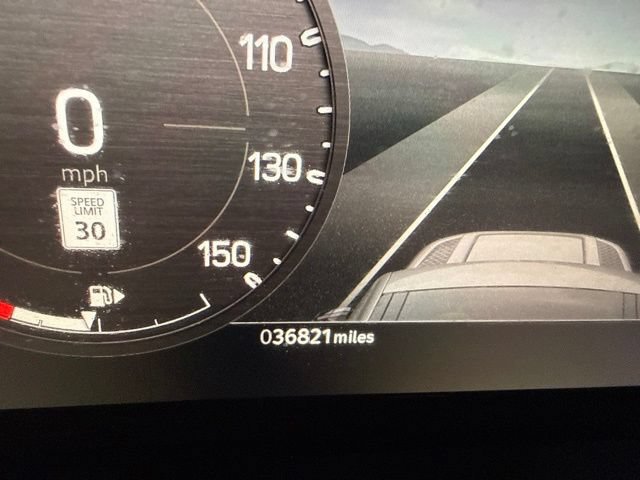 Used 2023 Land Rover Defender 130 SE AWD/4WD image 15