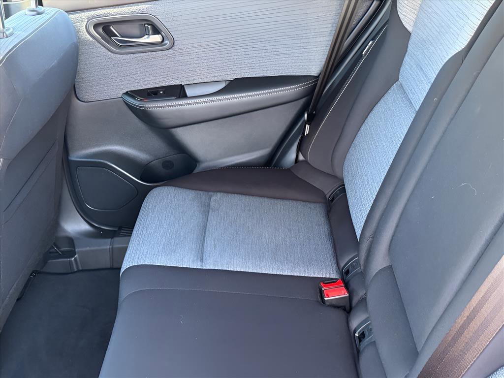 Used 2021 Nissan Rogue SV image 9