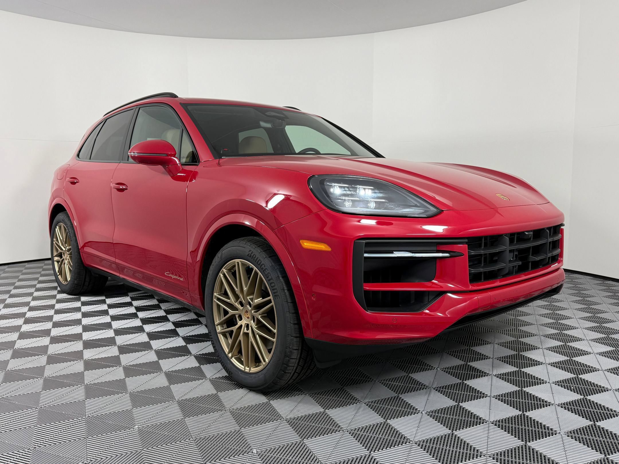 Certified 2026 Porsche Cayenne AWD/4WD image 7