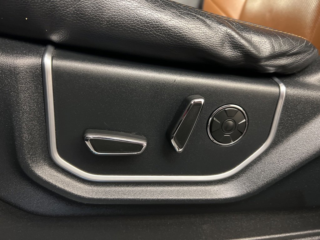 Certified 2016 Ford F150 Limited w/ Trailer Tow Package image 32