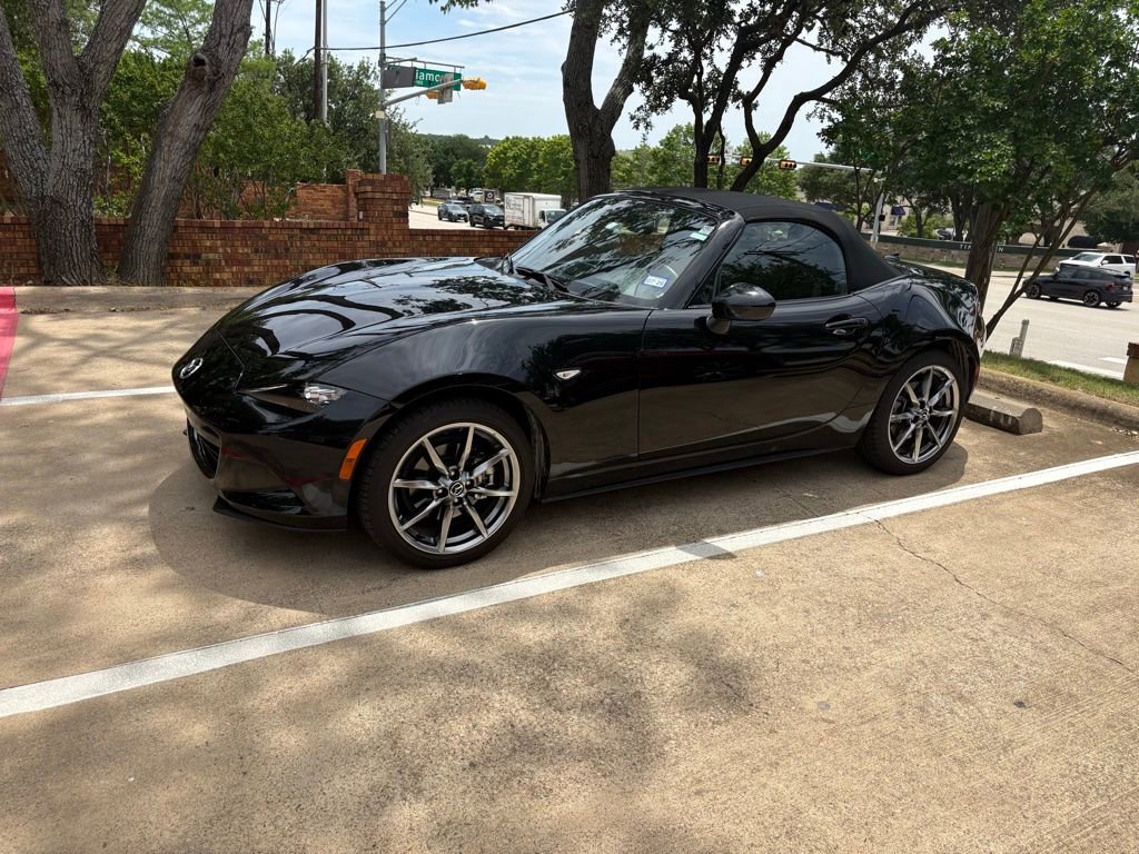 Used 2022 MAZDA MX-5 Miata Grand Touring w/ Weather Package RWD image 17