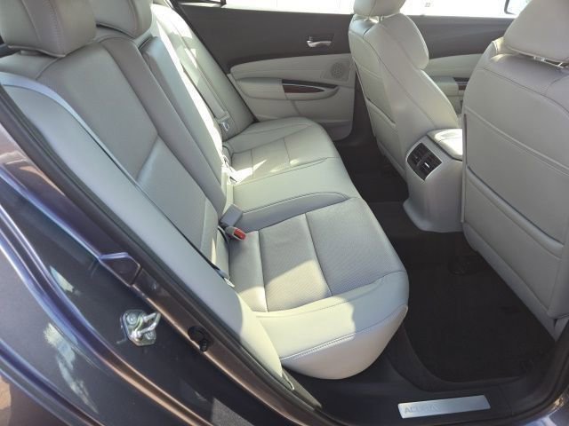 Used 2017 Acura TLX w/ Technology Package image 13
