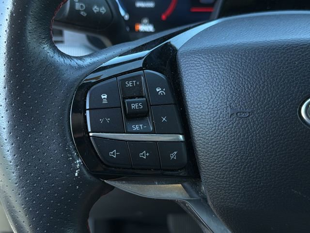 Used 2025 Ford Explorer ST-Line w/ ST-Line Street Pack AWD/4WD image 28