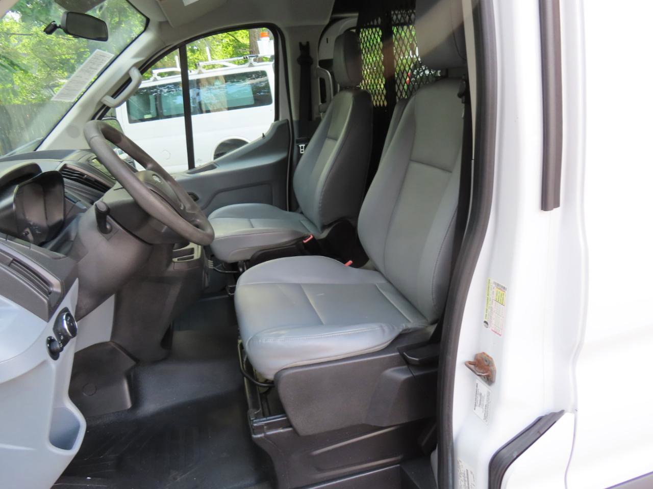 Used 2015 Ford Transit 150 130 Low Roof RWD image 11