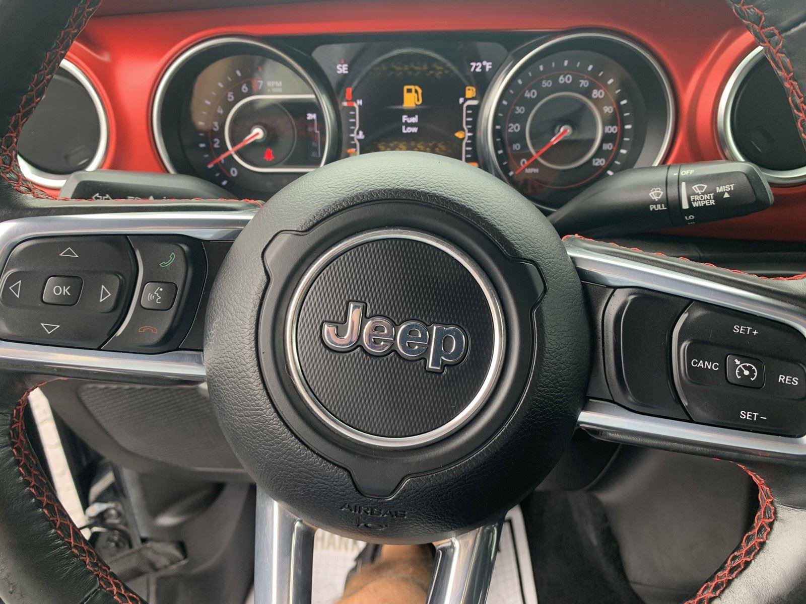 Used 2022 Jeep Wrangler Unlimited Rubicon w/ Cold Weather Group image 17