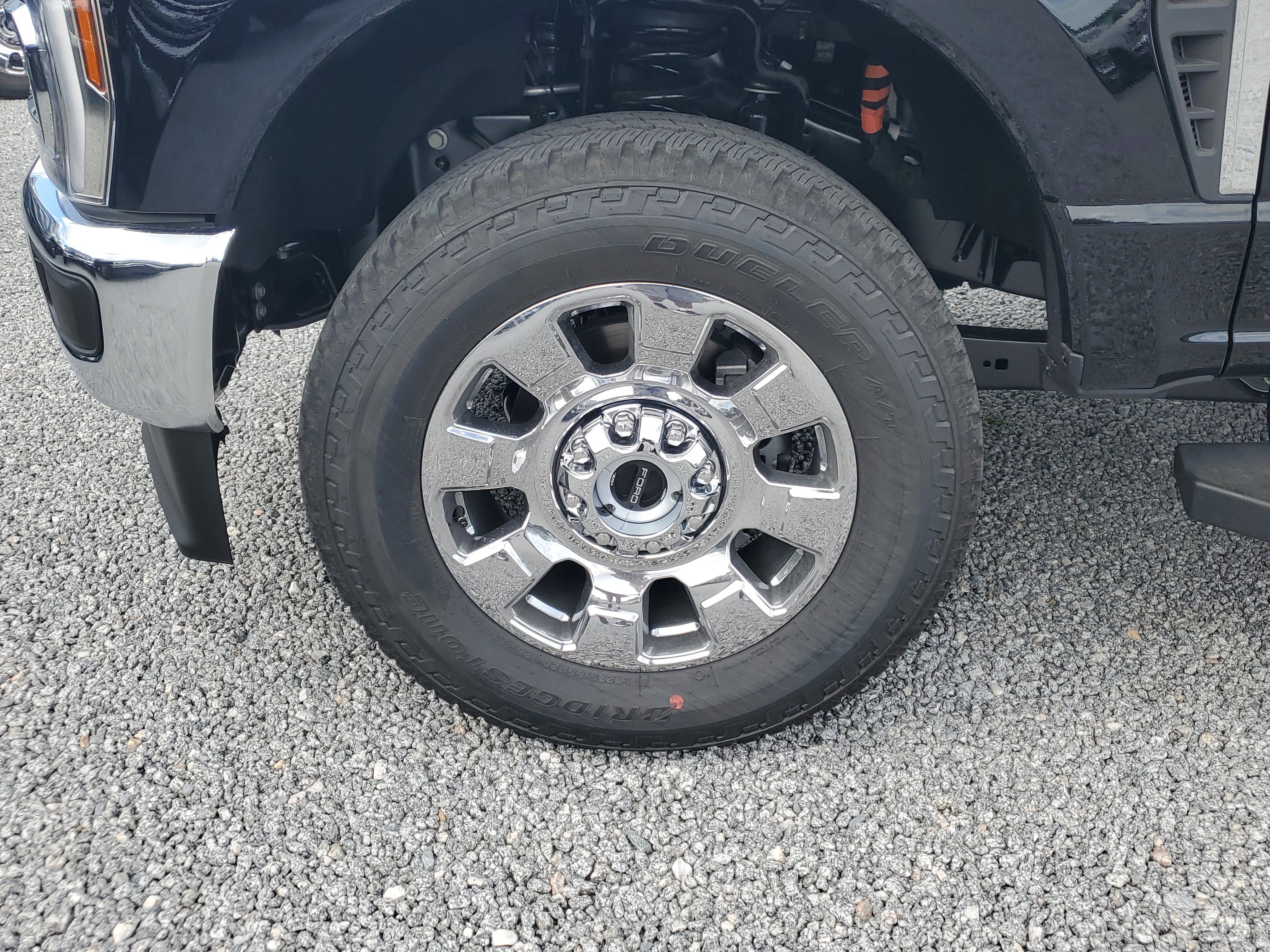New 2026 Ford F250 Lariat w/ Chrome Package image 6