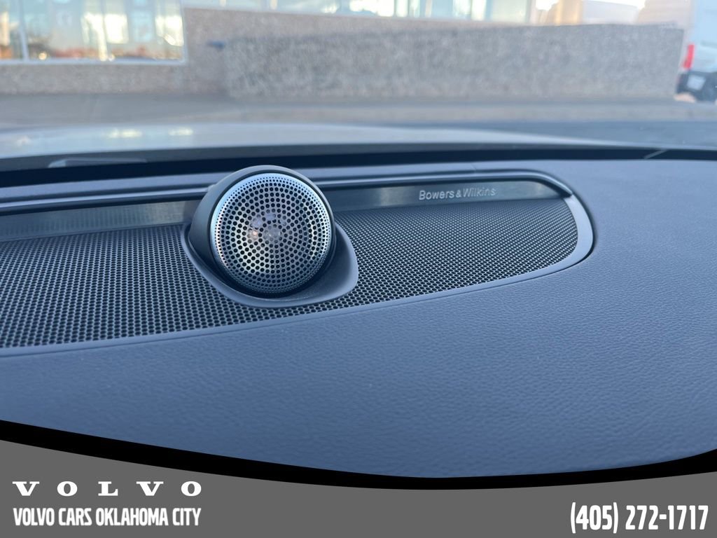 Certified 2023 Volvo S60 B5 Ultimate w/ Climate Package image 13