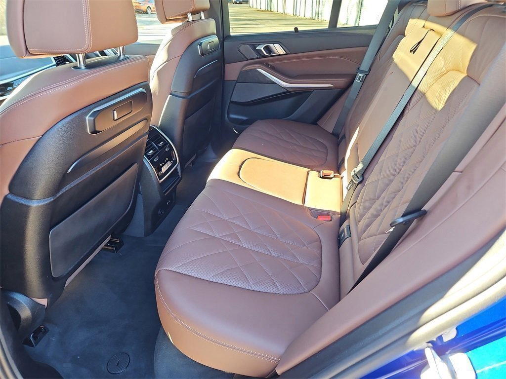 Used 2024 BMW X5 M60i w/ Executive Package image 37