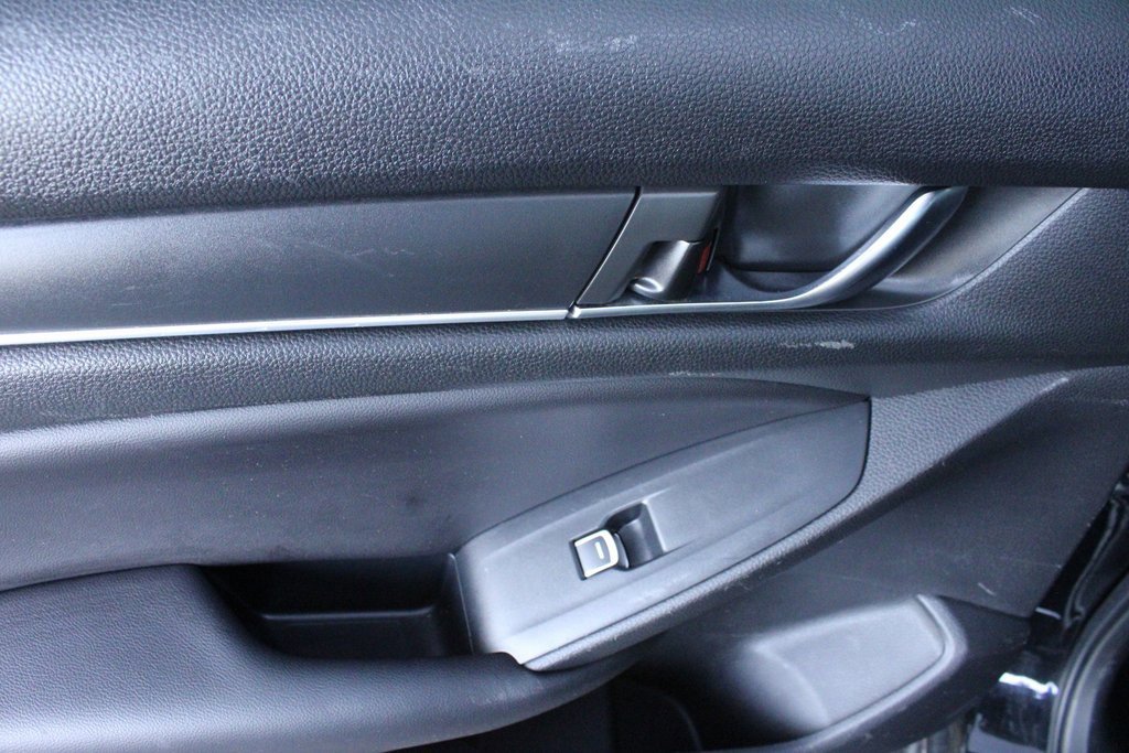 Used 2022 Honda Accord Sport image 45