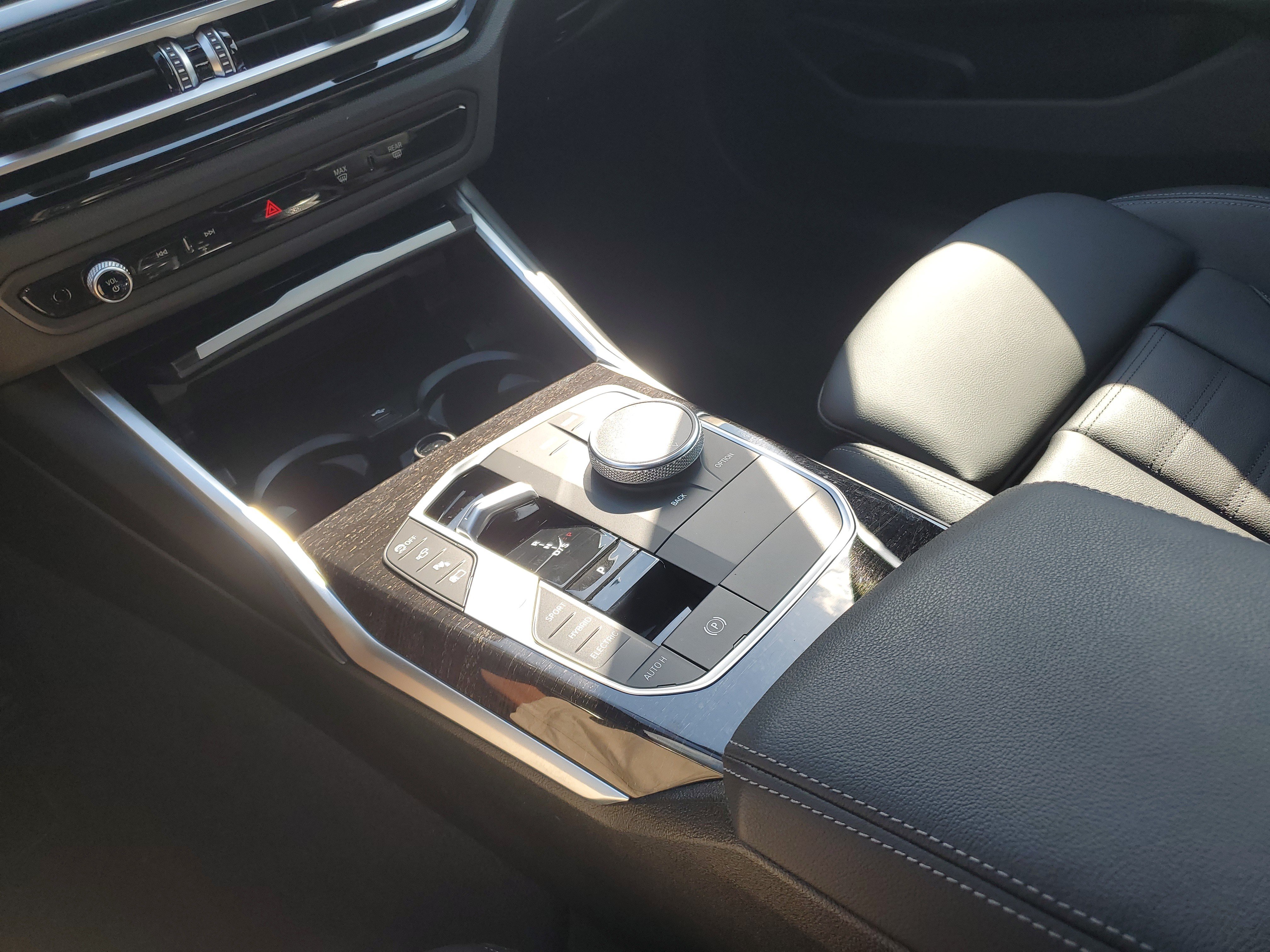 Certified 2023 BMW 330e xDrive w/ Premium Package AWD/4WD image 21