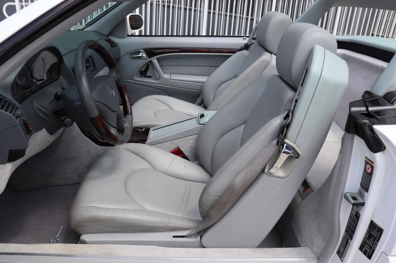 Used 2001 Mercedes-Benz SL 500 image 15