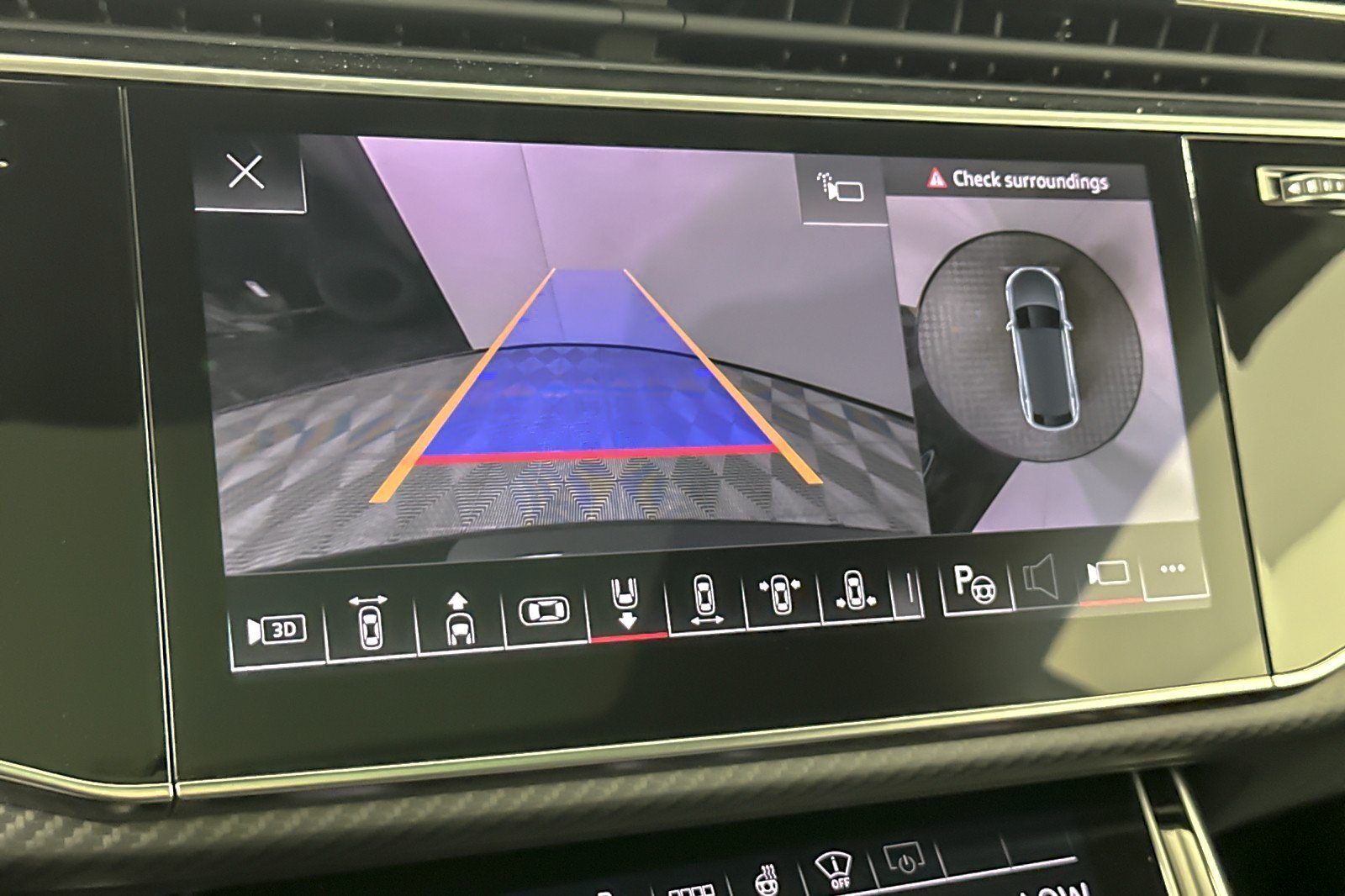 New 2026 Audi SQ8 Prestige AWD/4WD image 19