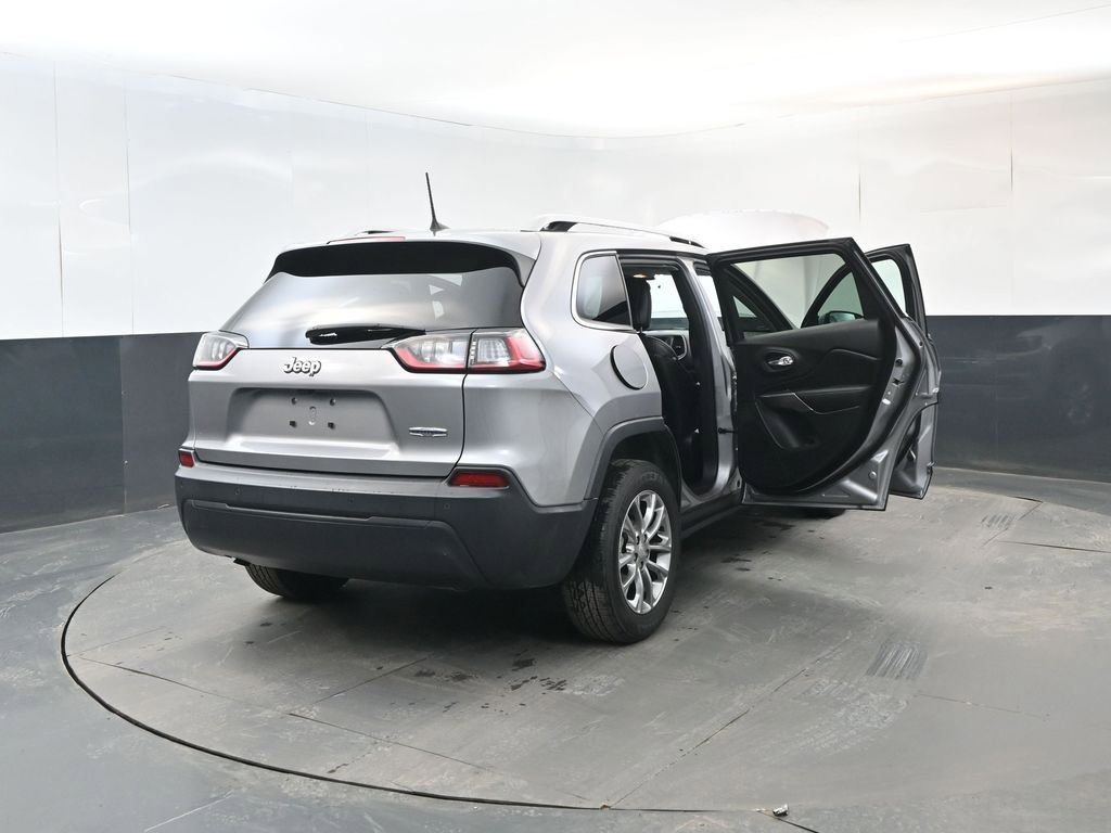 Used 2019 Jeep Cherokee Latitude Plus image 33
