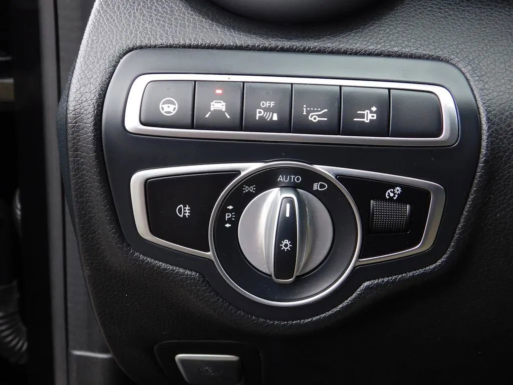 Used 2021 Mercedes-Benz C 63 AMG S image 26