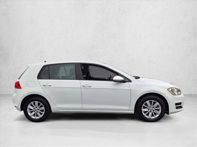 Used 2016 Volkswagen Golf S FWD image 5
