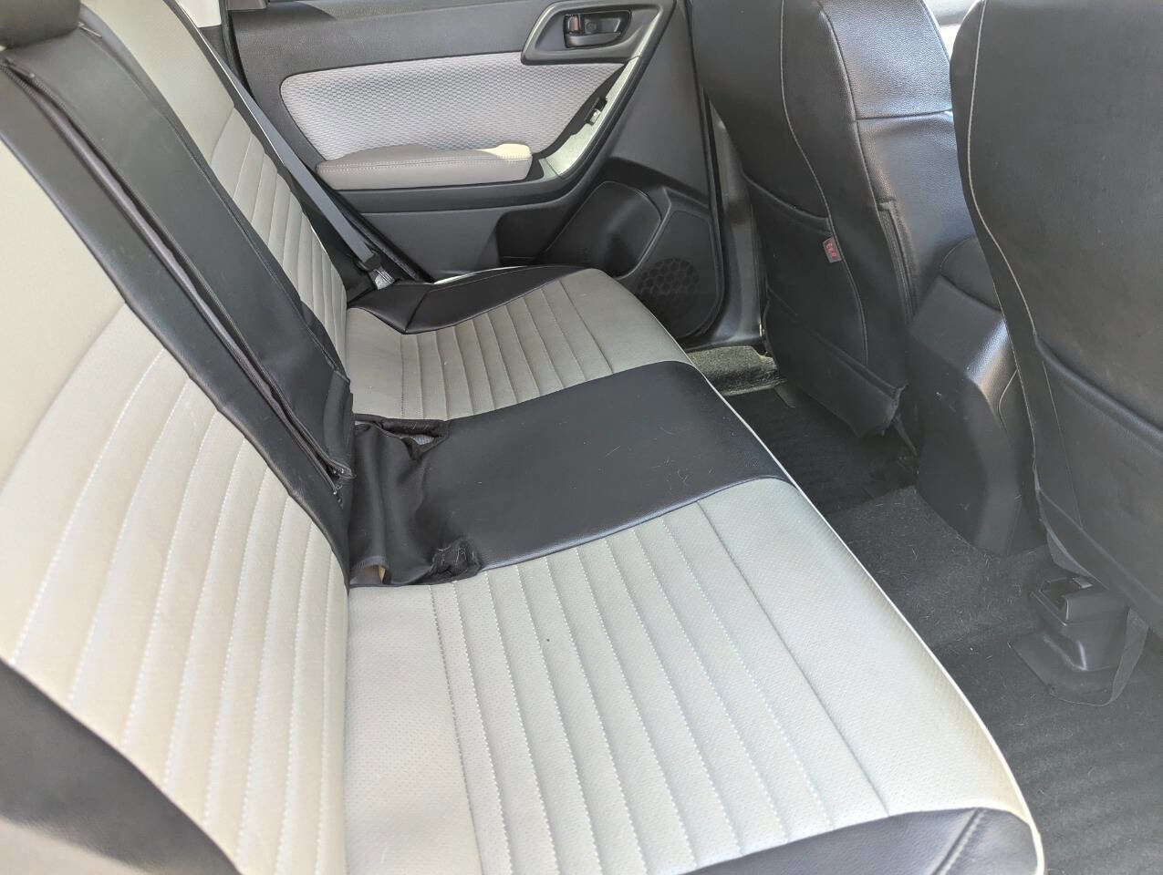 Used 2018 Subaru Forester 2.5i Premium AWD/4WD image 13