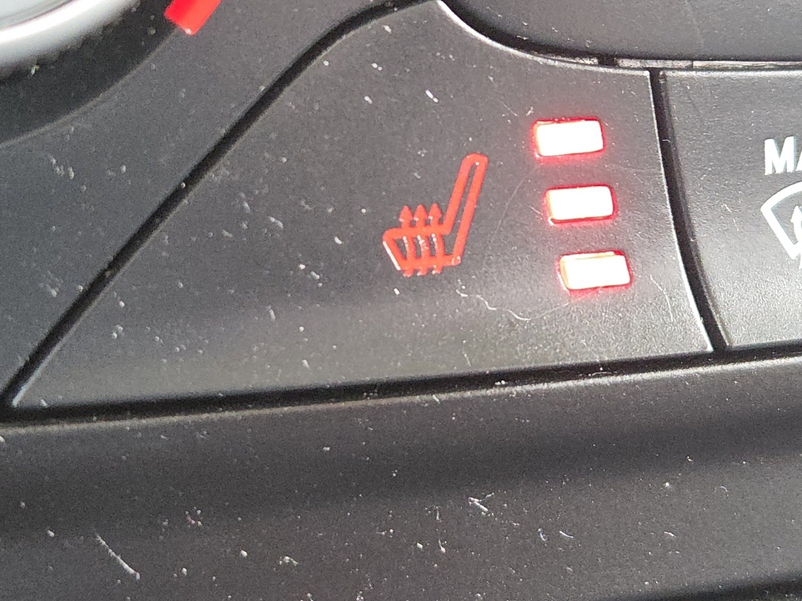 Used 2018 Ford Escape Titanium w/ Ford Safe & Smart Package image 6