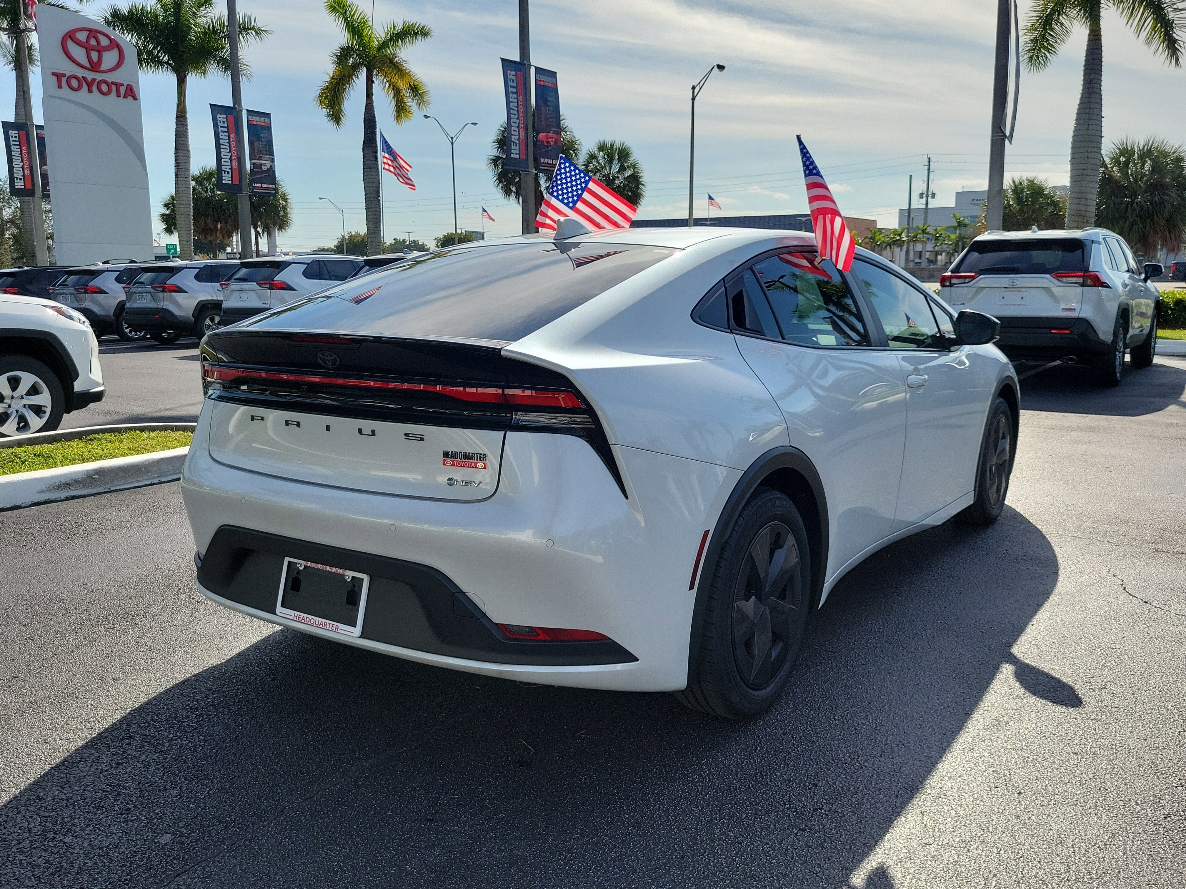 Used 2024 Toyota Prius LE image 11