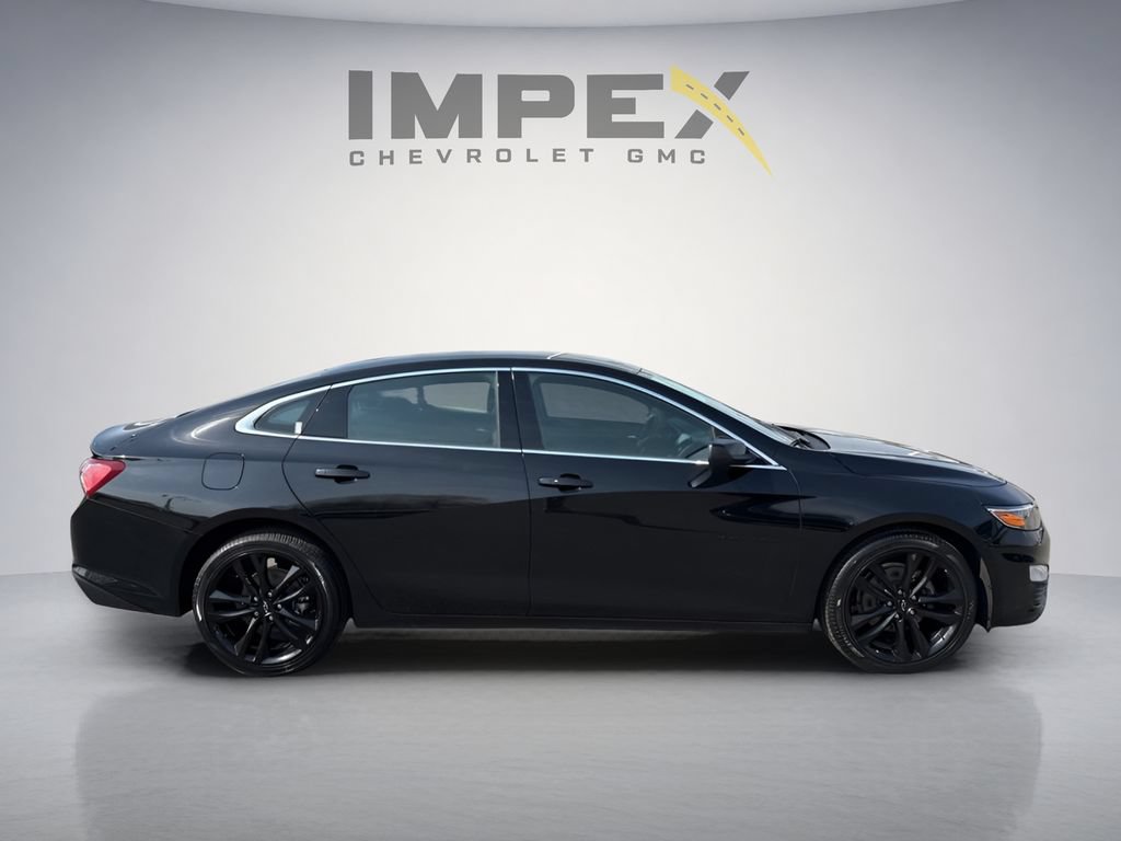 Used 2024 Chevrolet Malibu LT w/ Midnight Edition FWD image 5