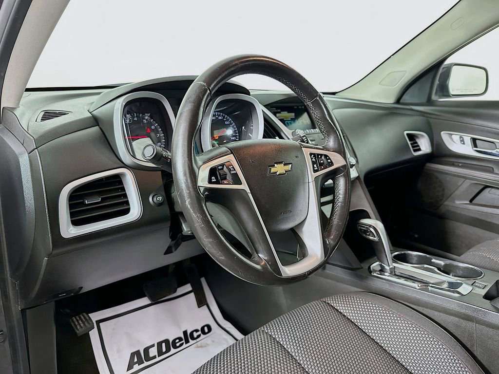 Used 2015 Chevrolet Equinox LT w/ Driver Convenience Package AWD/4WD image 10