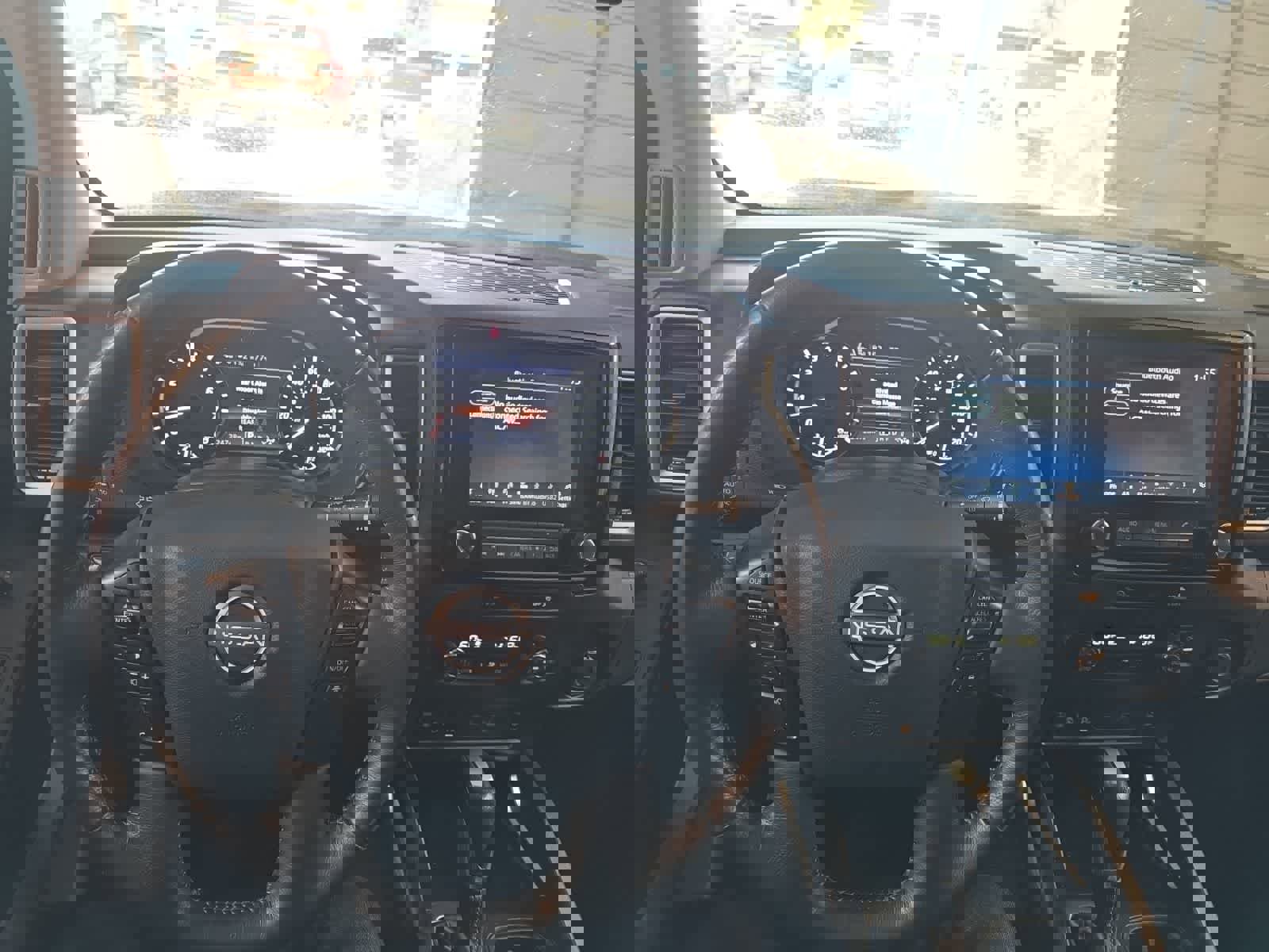 Used 2023 Nissan Frontier SV w/ SV Convenience Package image 23