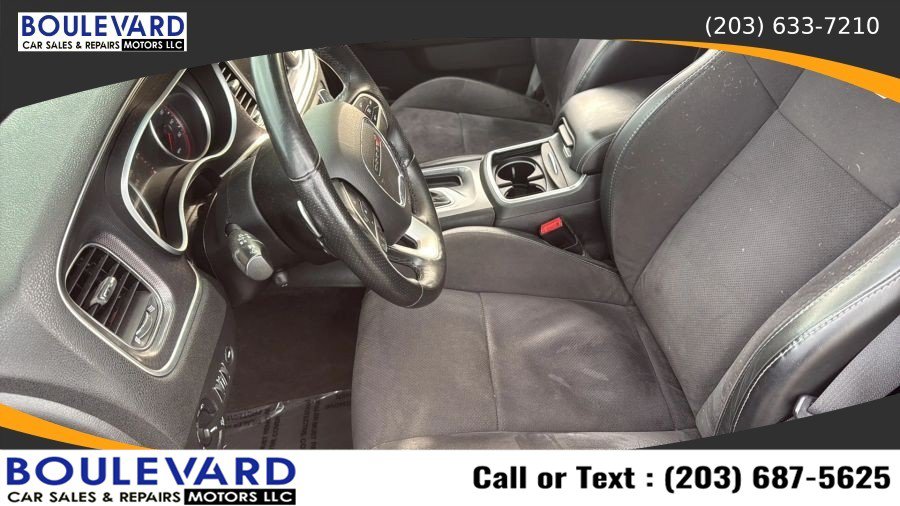 Used 2016 Dodge Charger R/T RWD image 31