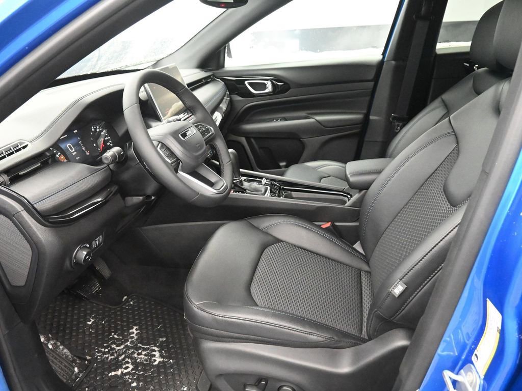 New 2026 Jeep Compass Latitude AWD/4WD image 27